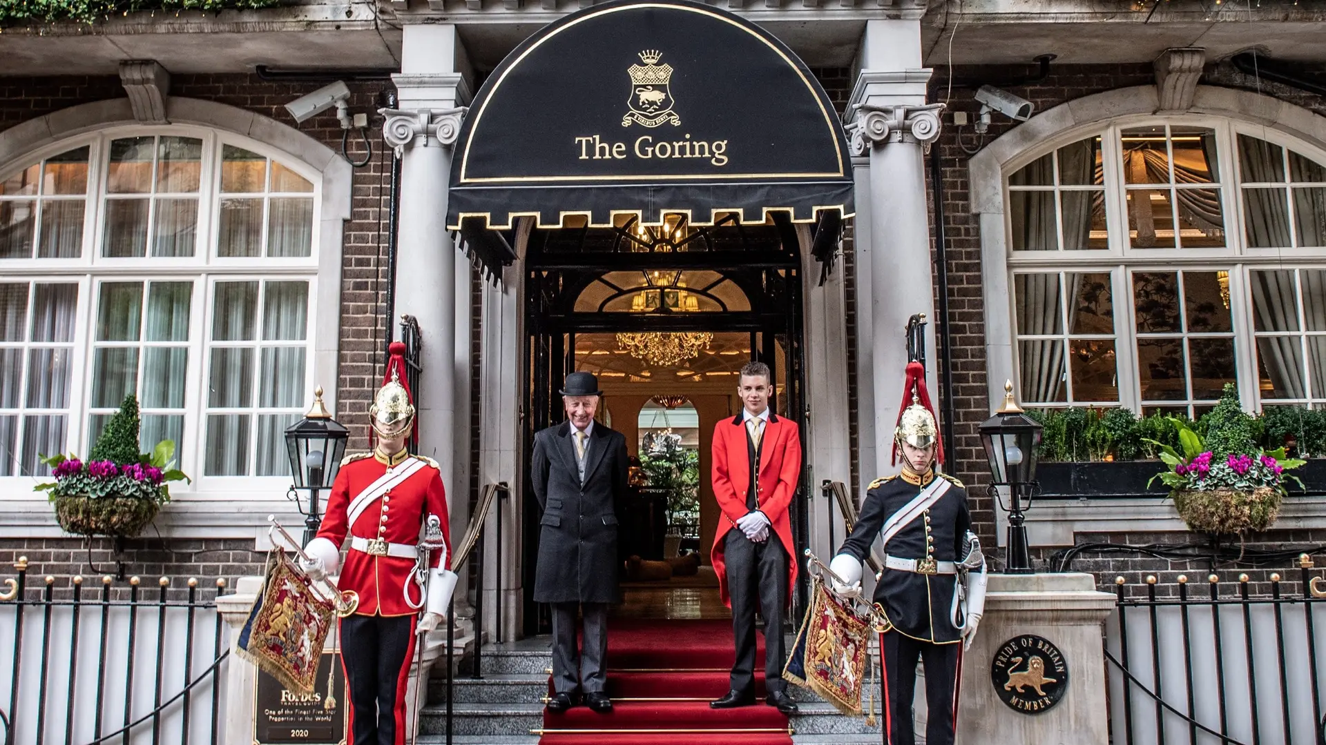 Queen Elizabeth II - Her Majesty's Favourite Hotels